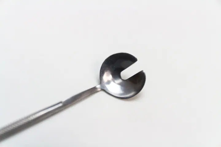 Colher enucleação
